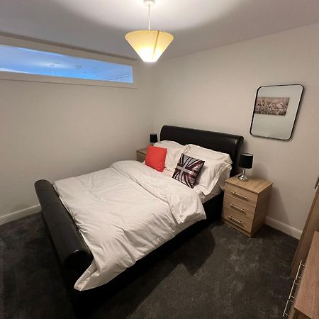 Flat 2 - Luxury Bolton City Centre Apartments ภายนอก รูปภาพ