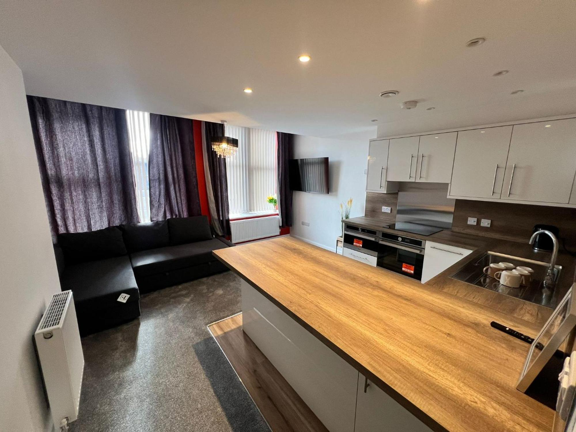 Flat 2 - Luxury Bolton City Centre Apartments ภายนอก รูปภาพ